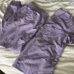 Figs set: Zamora Jogger Scrub Pants & Catarina top